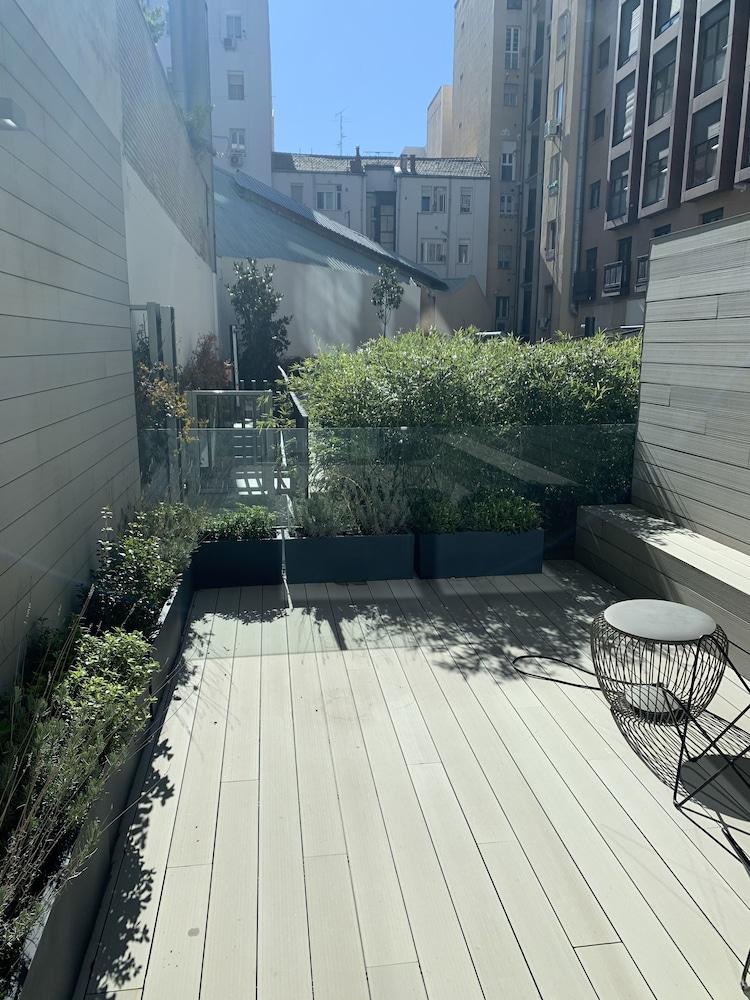 Hoom Apartaments Juan Bravo 56