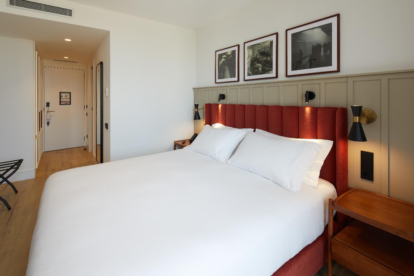 Via Sants Hotel Barcelona, Tapestry Collection By Hilton
