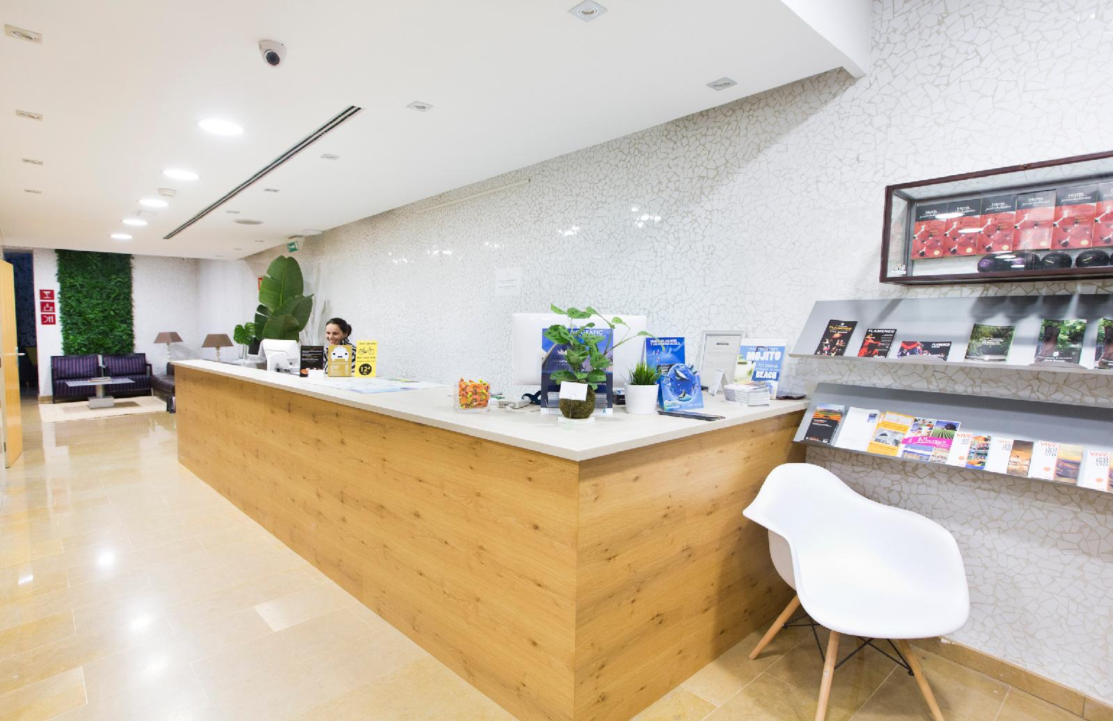 YOU & CO. J. Botánico Boutique