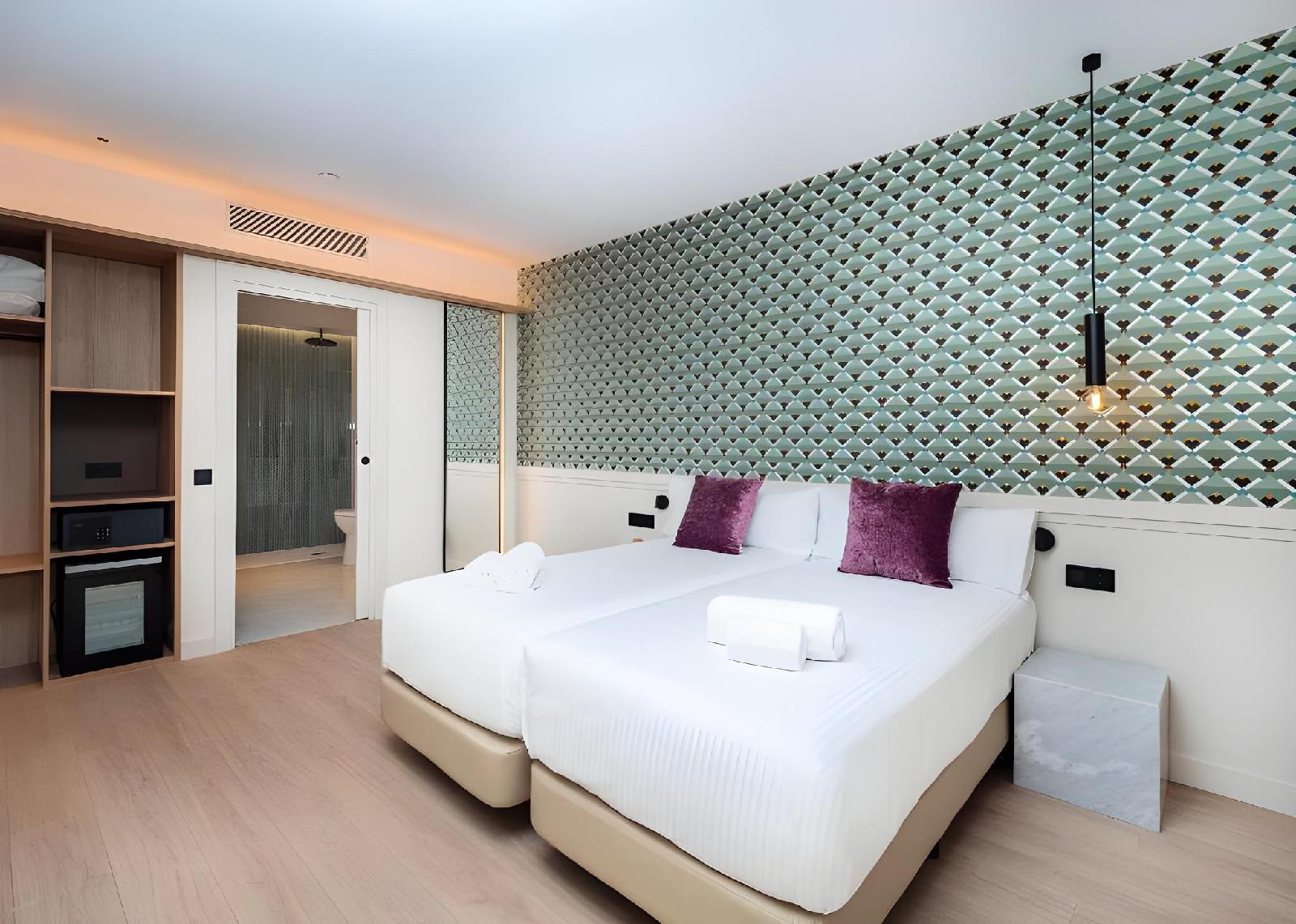Arcelon Hotel