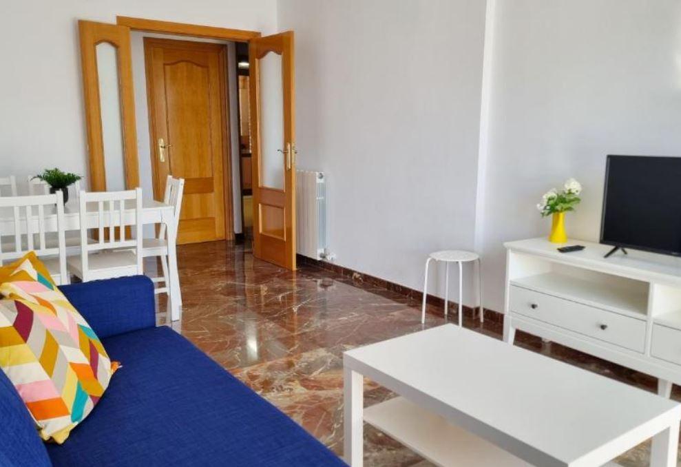 Apartamentos El Pilar Suites 3000