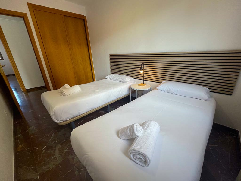 Apartamentos El Pilar Suites 3000