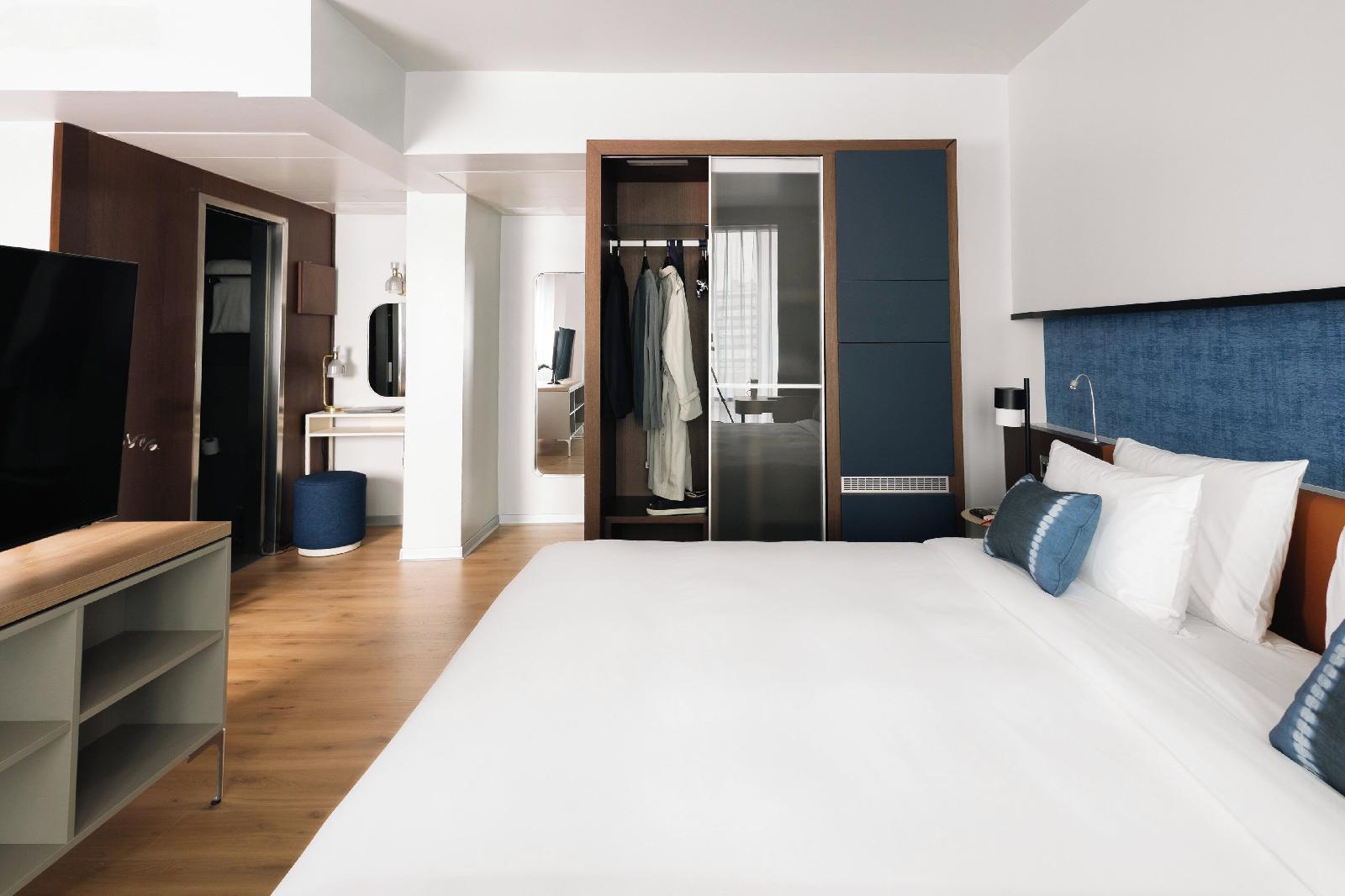 Crowne Plaza Madrid - Centre Retiro, An IHG Hotel
