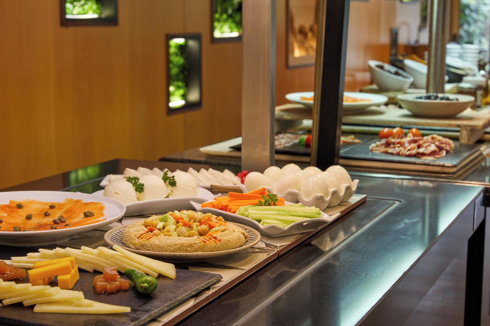 Crowne Plaza Madrid - Centre Retiro, An IHG Hotel