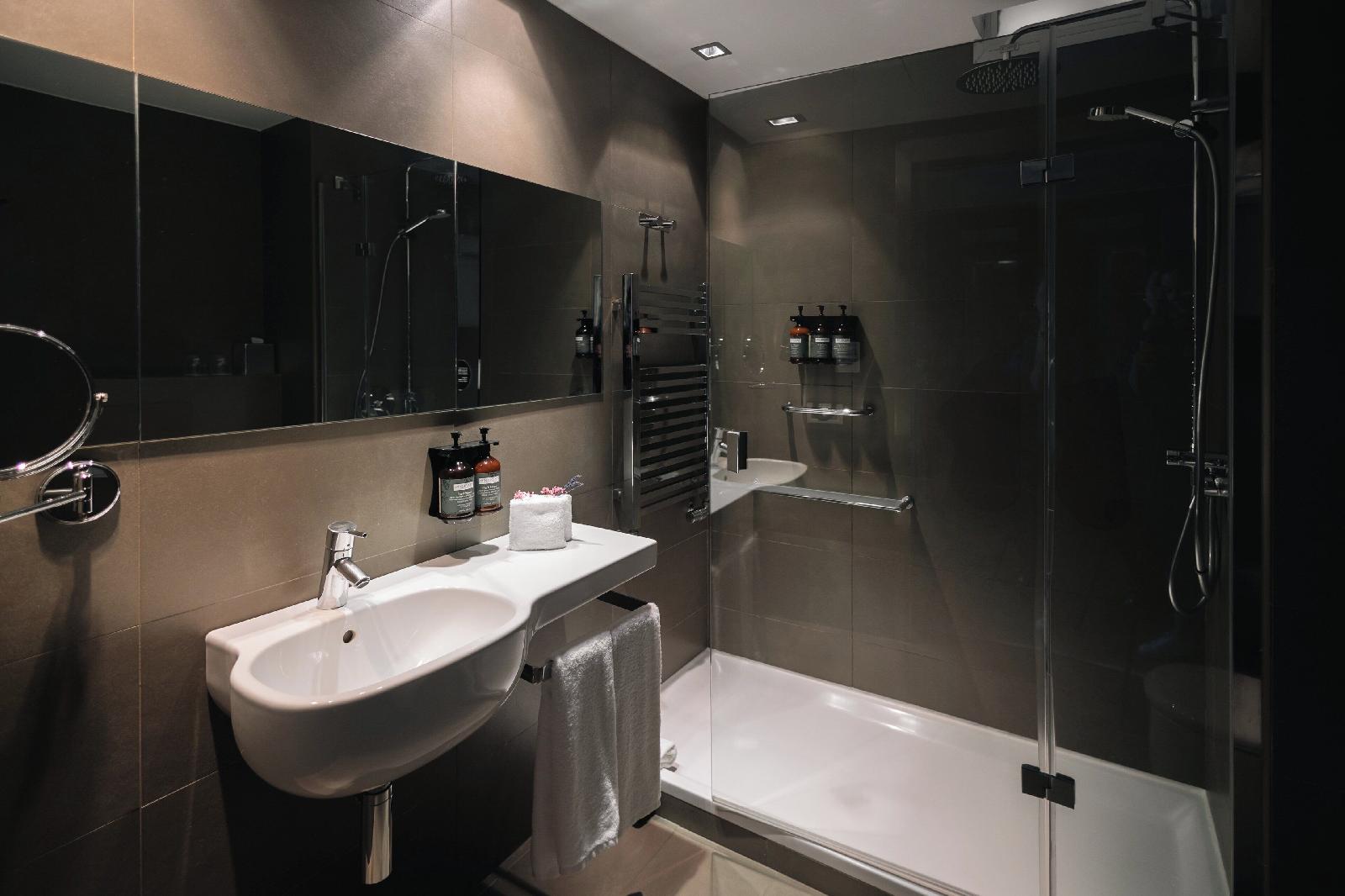 Crowne Plaza Madrid - Centre Retiro, An IHG Hotel