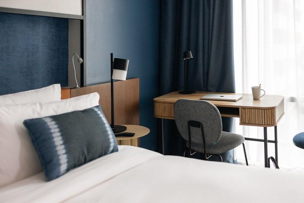 Crowne Plaza Madrid - Centre Retiro, An IHG Hotel