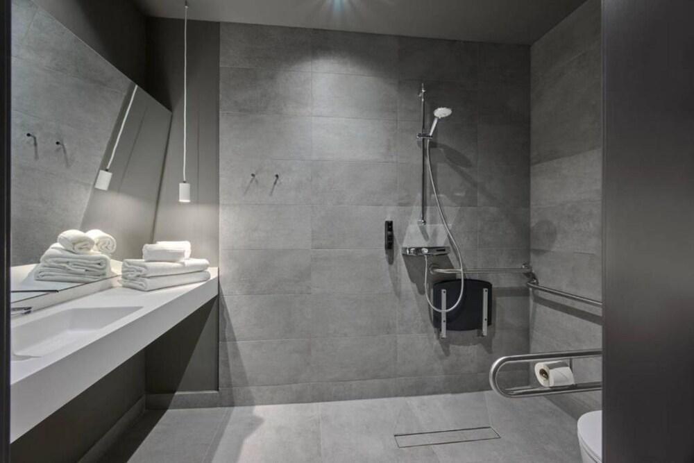 Zleep Hotel Madrid Airport