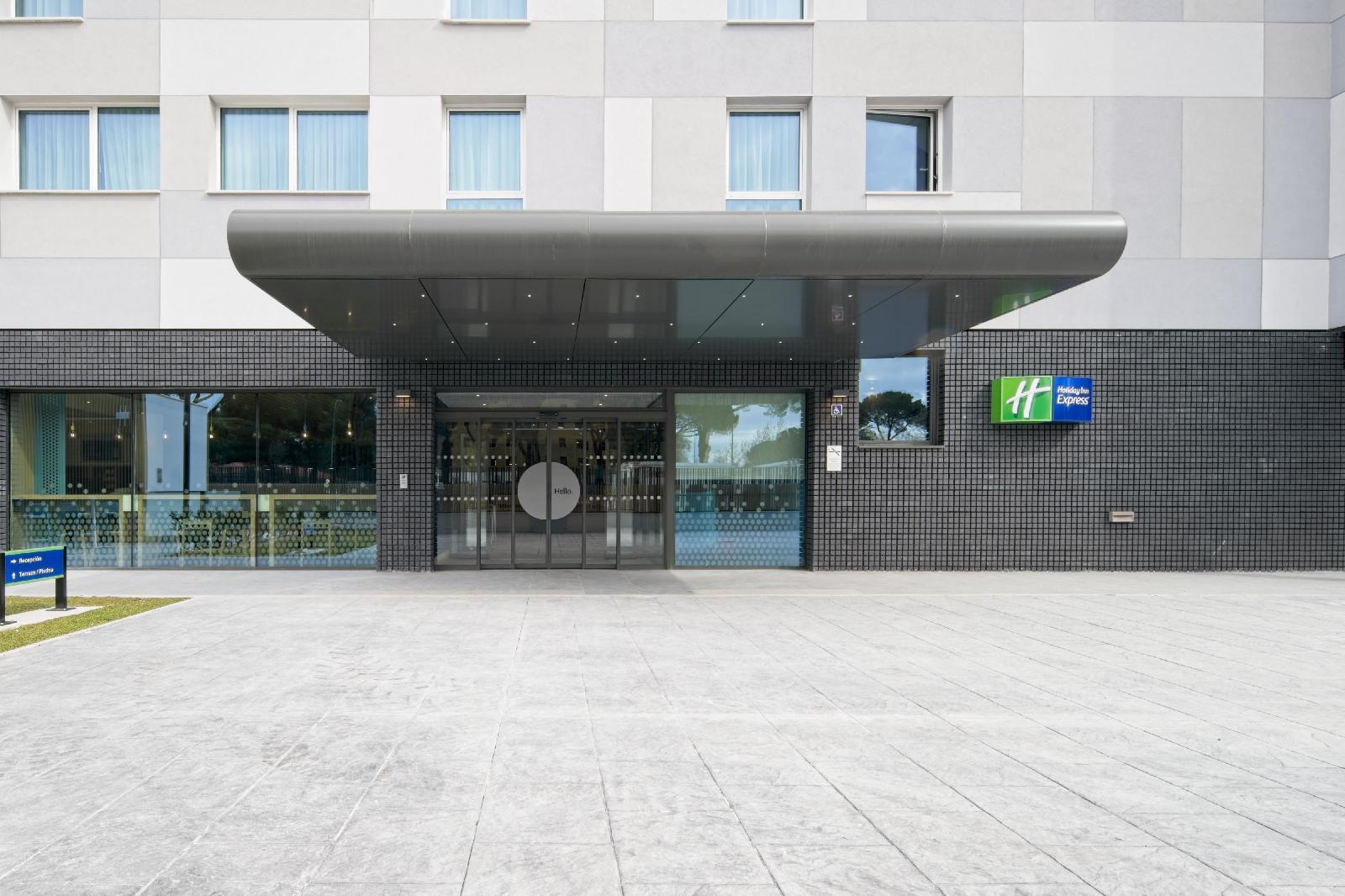 Holiday Inn Express Madrid Airport, An Ihg Hotel