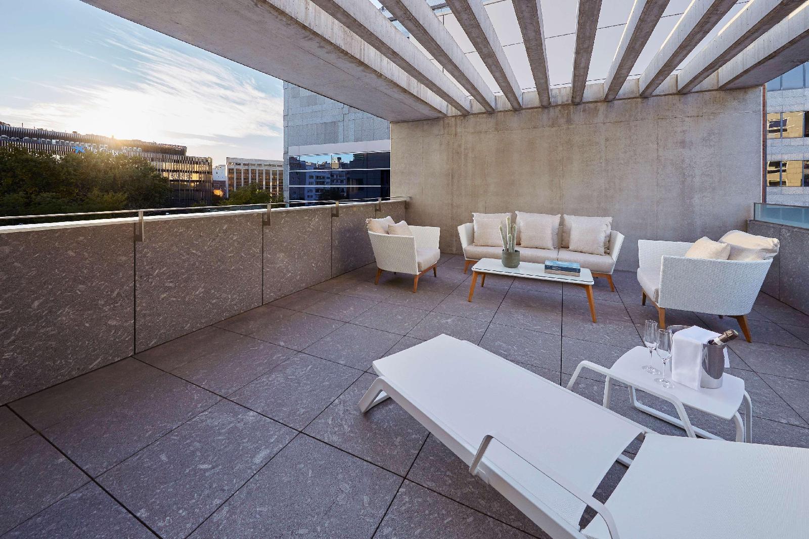 Hyatt Regency Madrid Residences