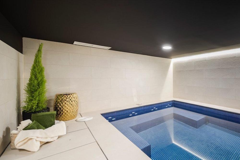 Palacio Tirso De Molina - The Arc Collection