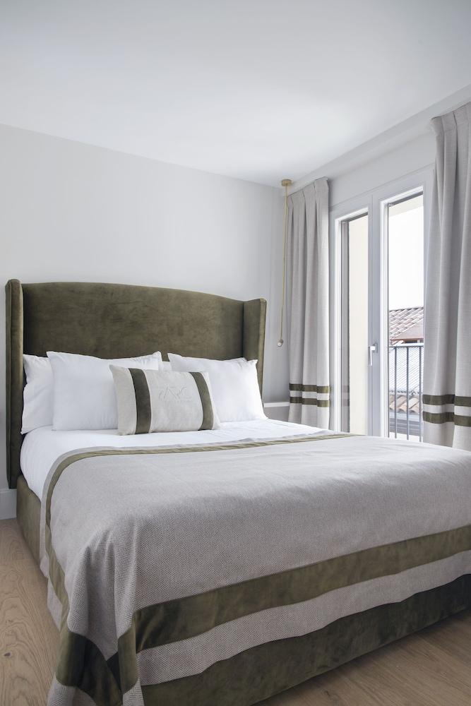 Palacio Tirso De Molina - The Arc Collection