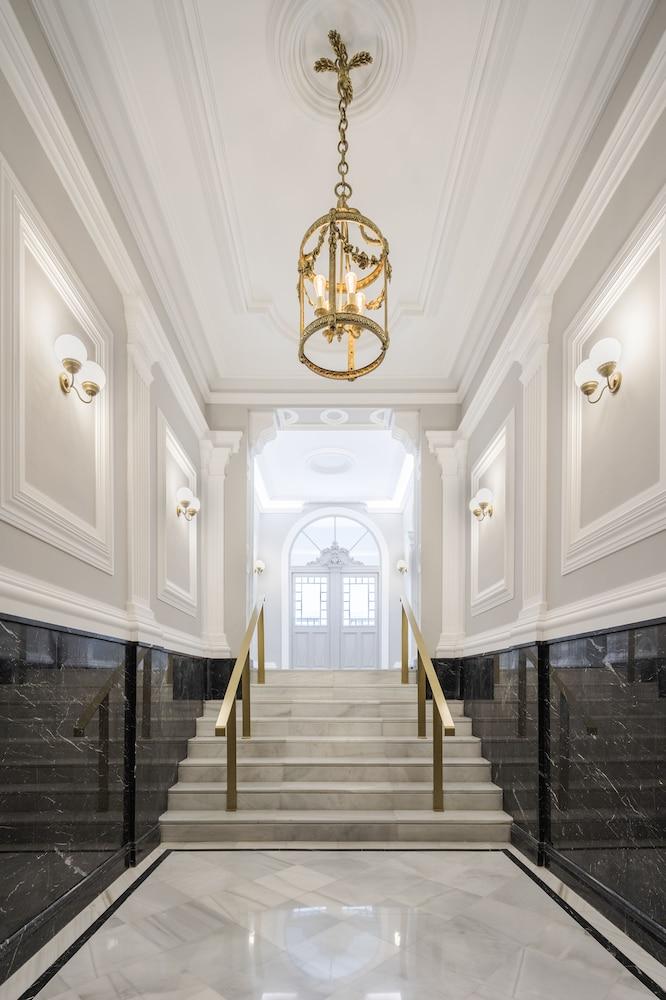 Palacio Tirso De Molina - The Arc Collection
