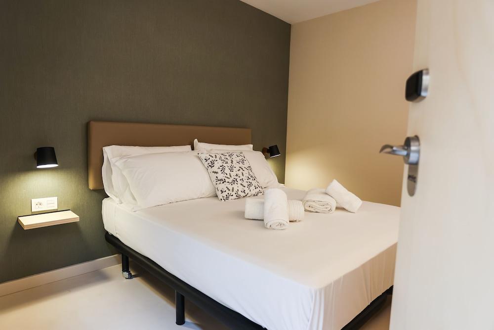 Mythic Valencia Hotel