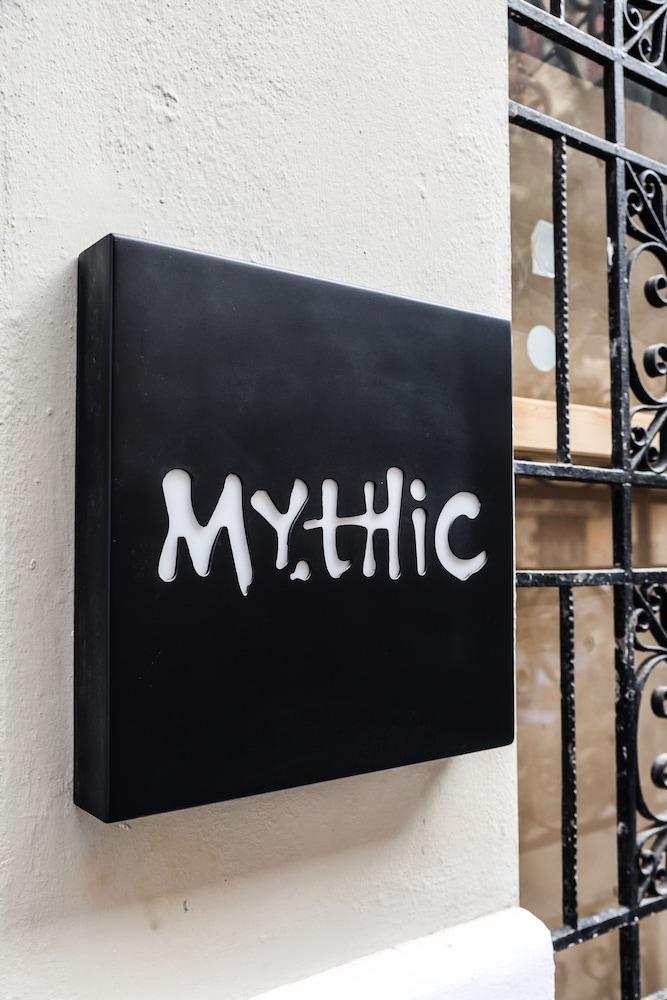 Mythic Valencia Hotel