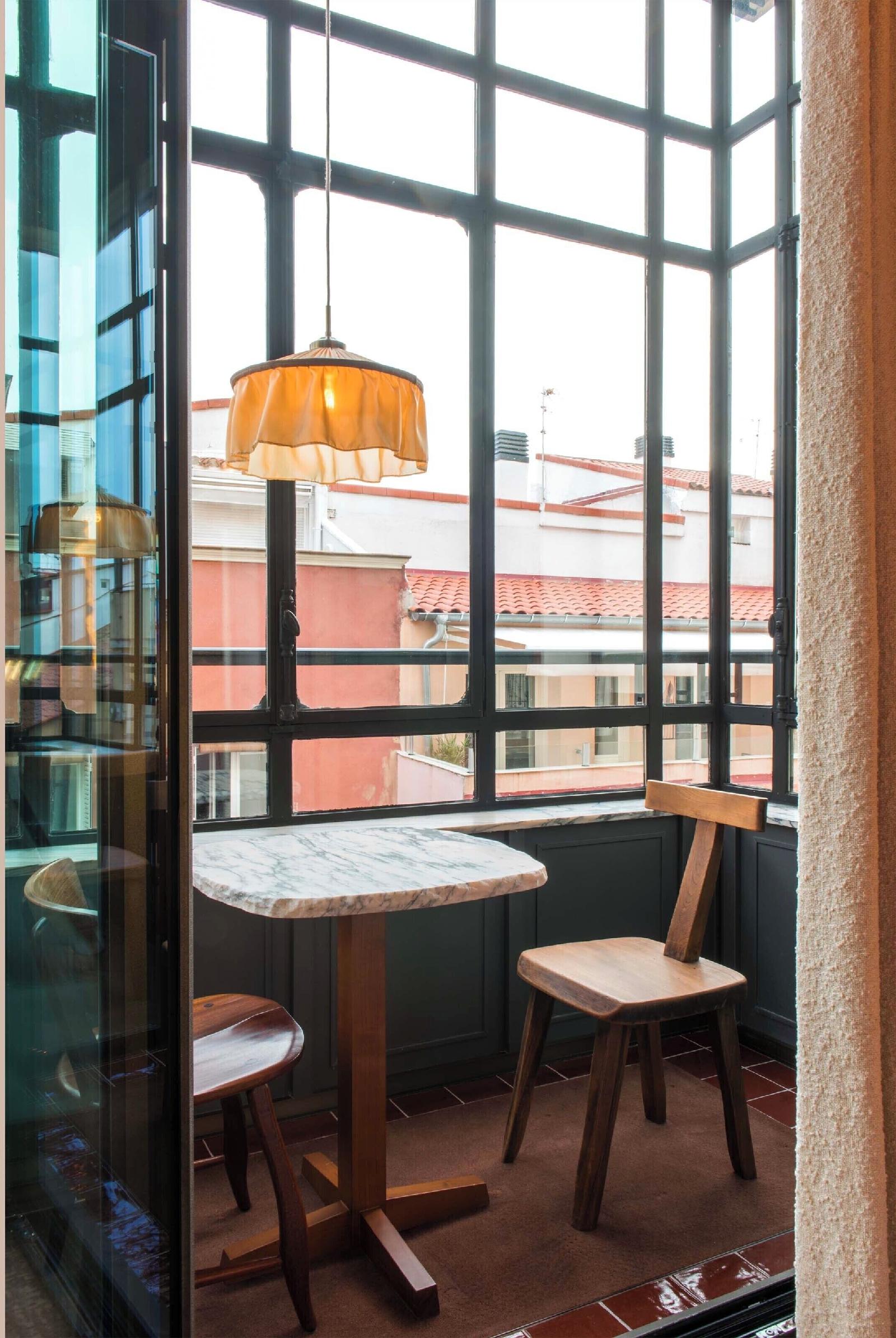 Brach Madrid - Evok Collection