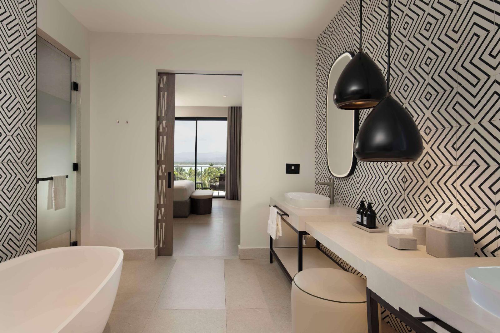 Zemi Miches All-Inclusive Resort, Curio Collection By Hilton