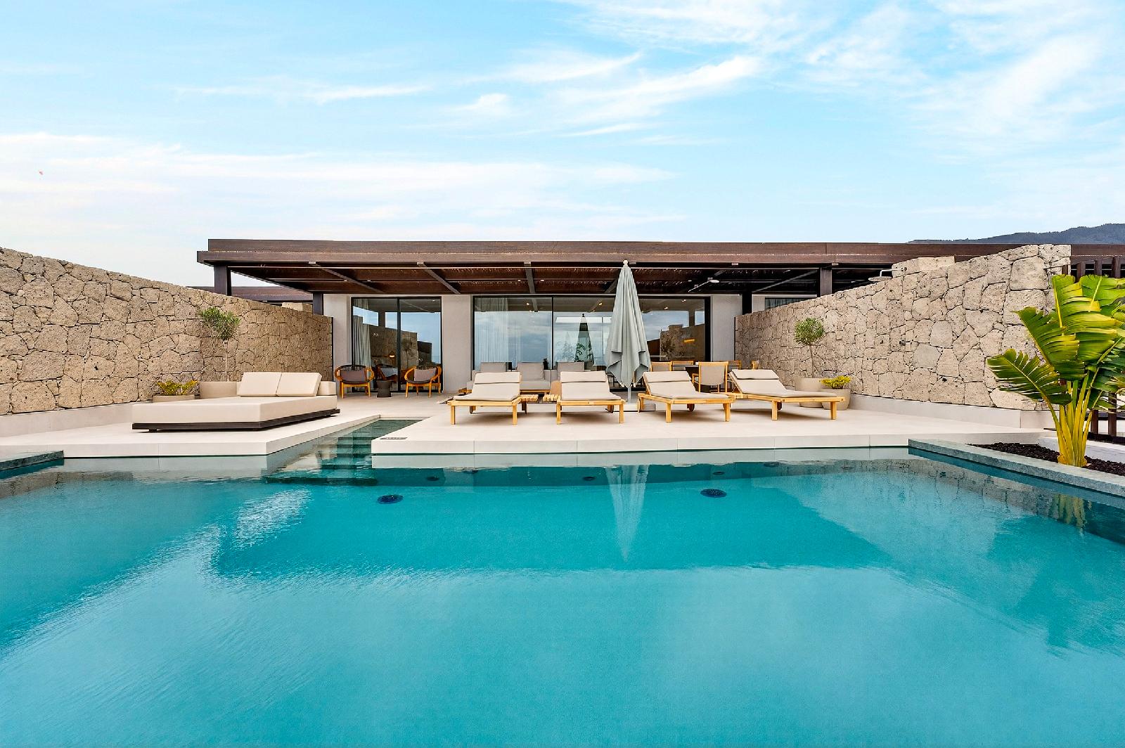 Royal Hideaway Corales Villas