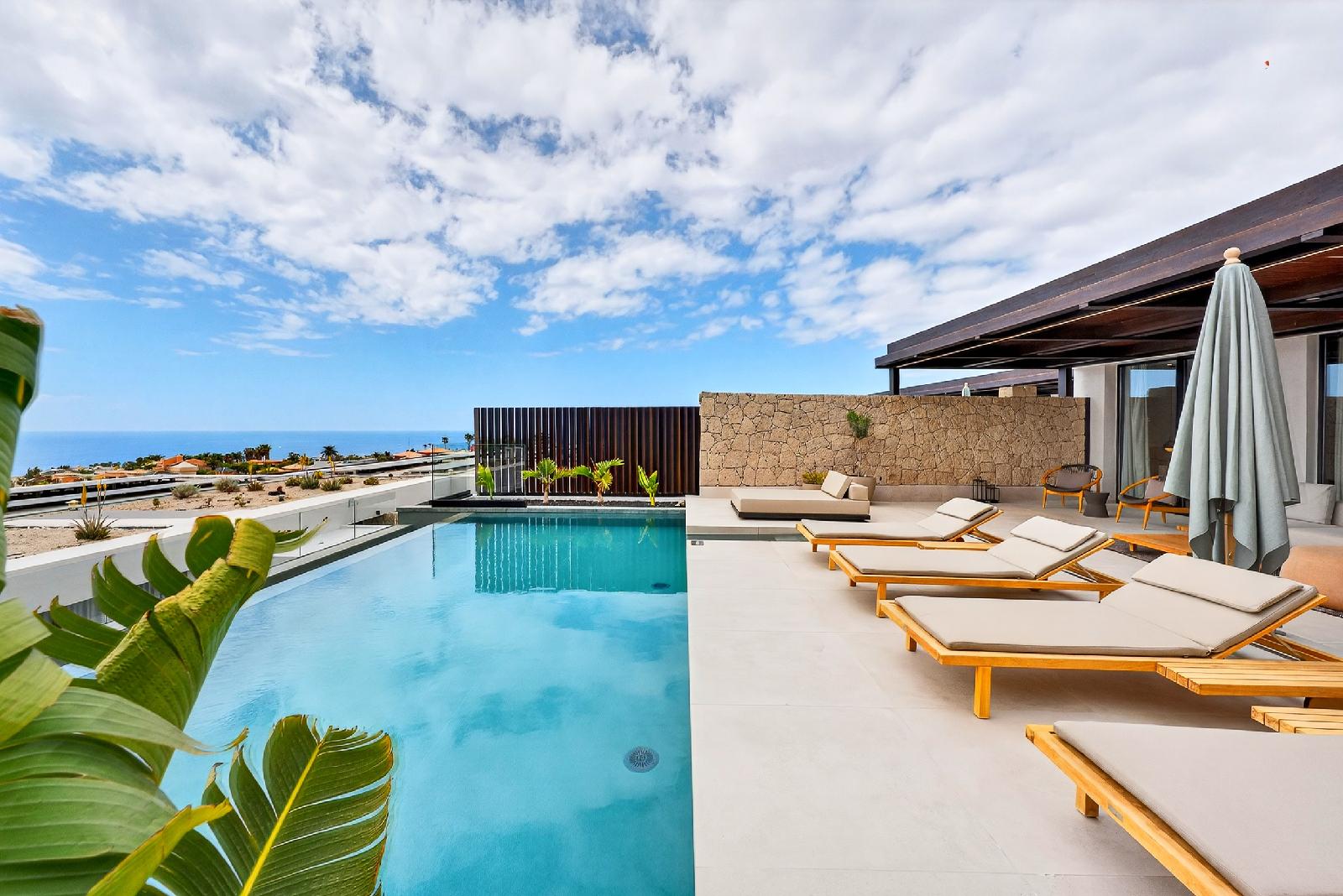 Royal Hideaway Corales Villas