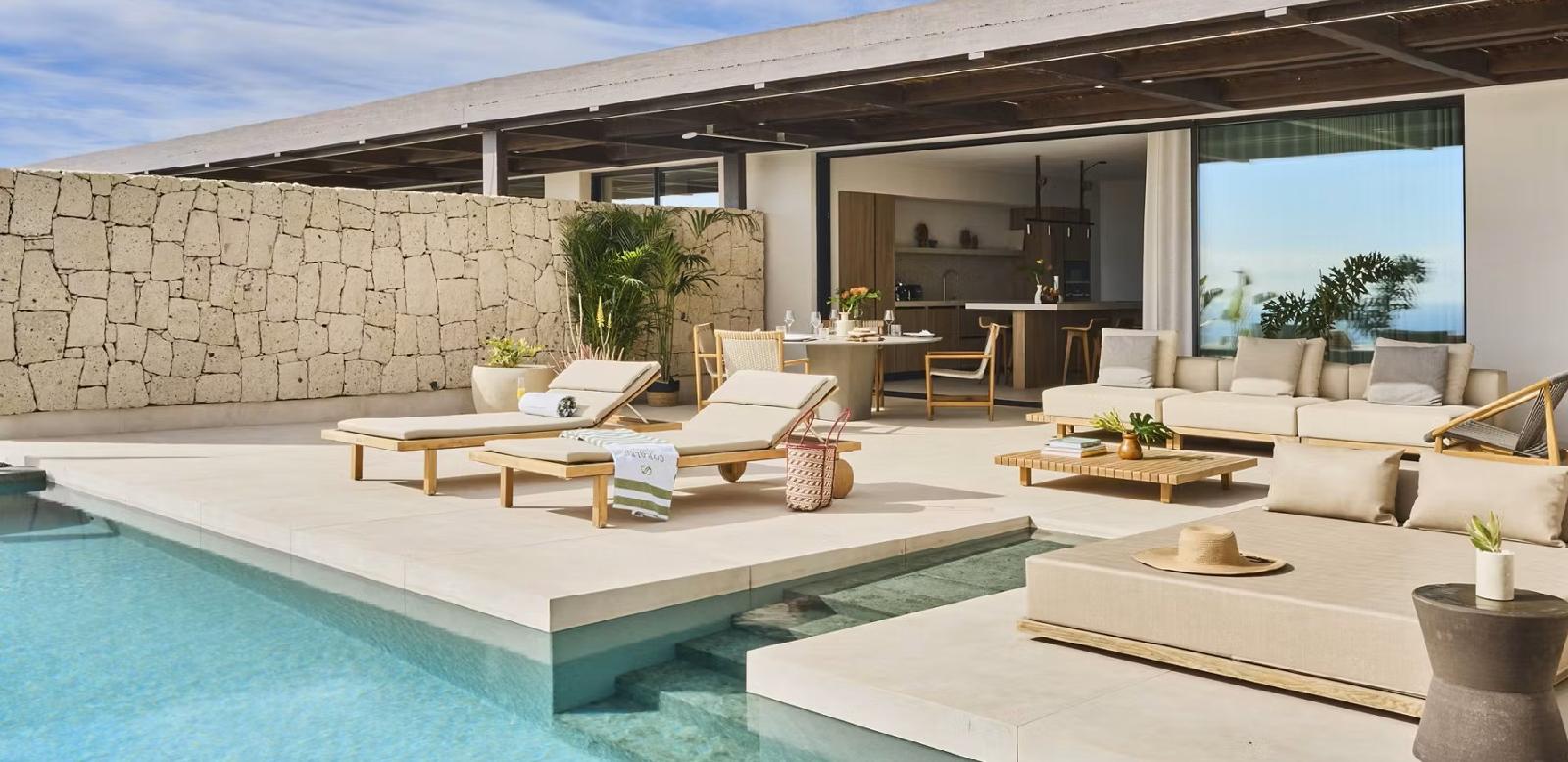 Royal Hideaway Corales Villas