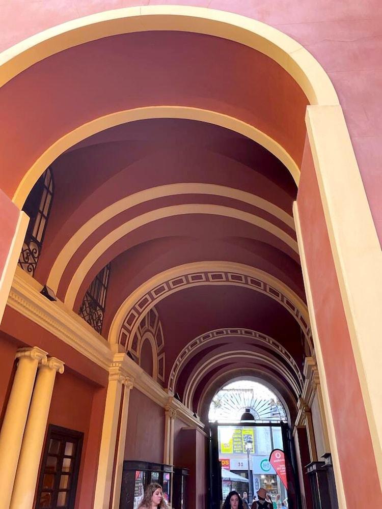 Sol Carlos V Apartaments & Suites