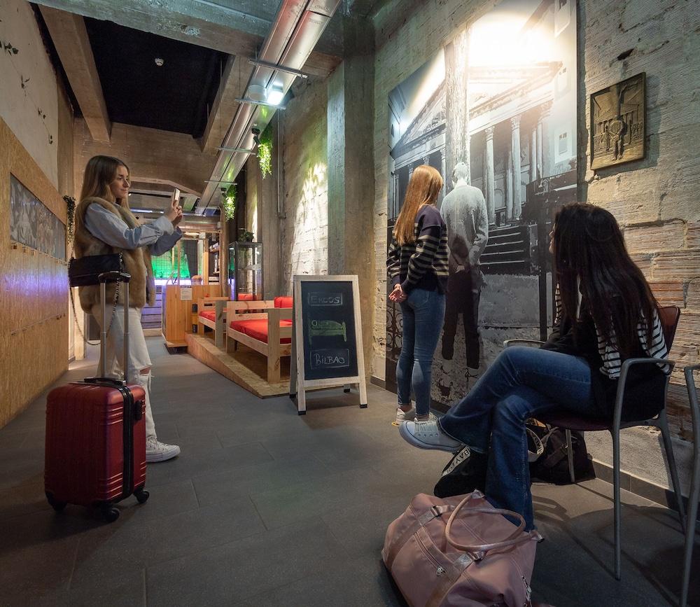 Ekoos Bilbao Hostel