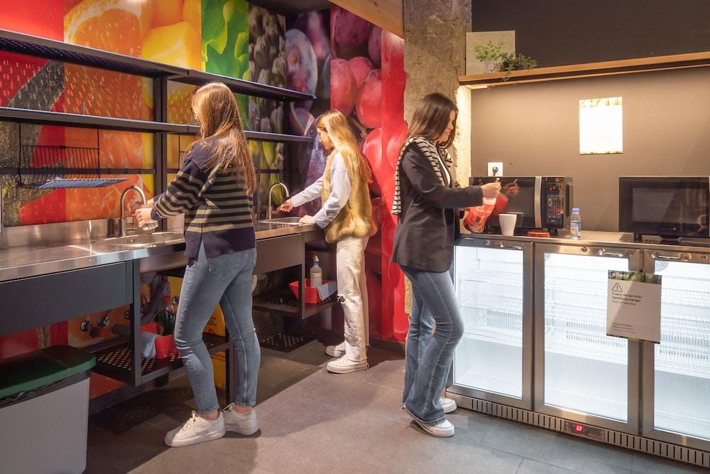 Ekoos Bilbao Hostel