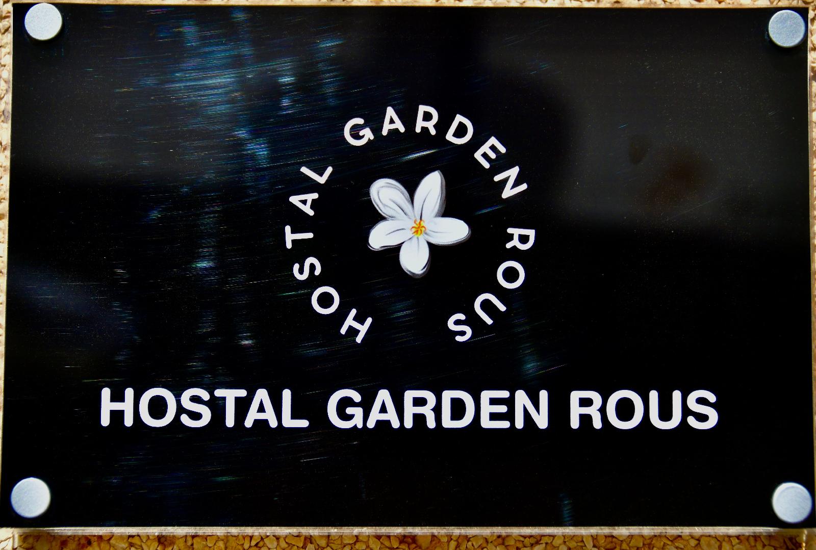 Hostal Garden Rous