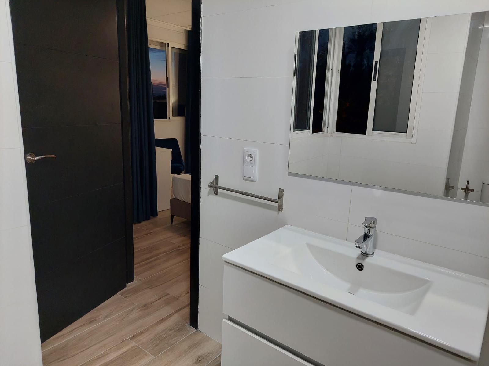 Hostal Garden Rous