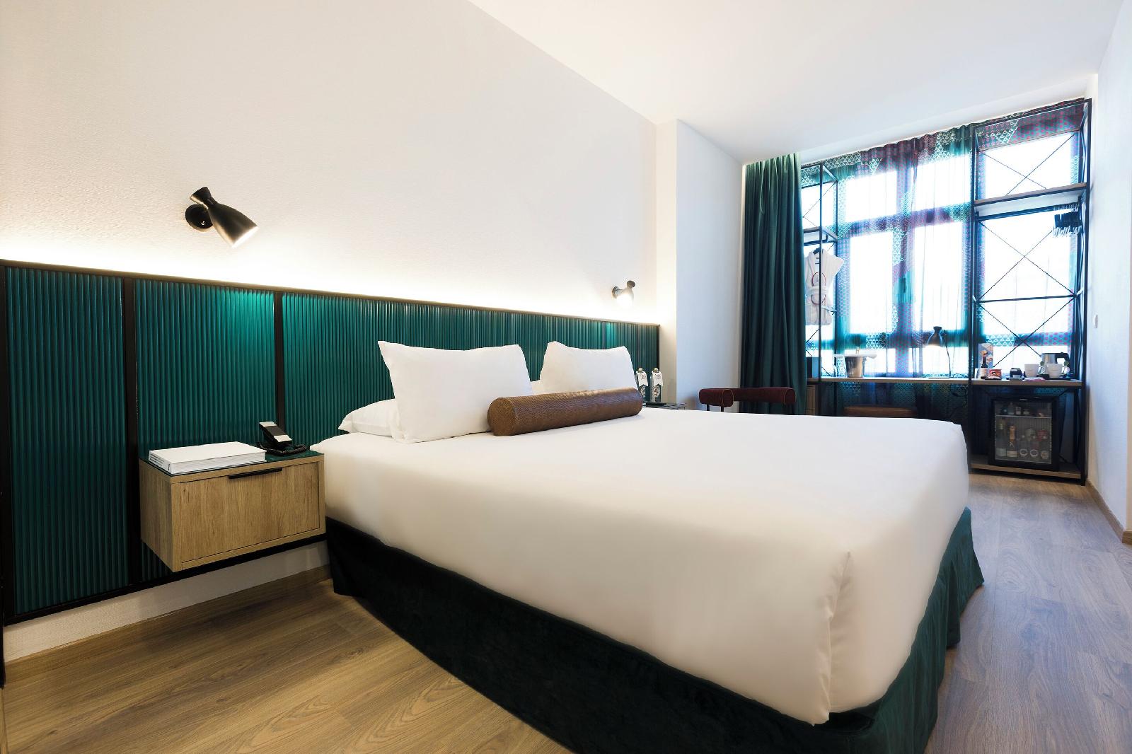 Axel Hotel Bilbao – Adults Only
