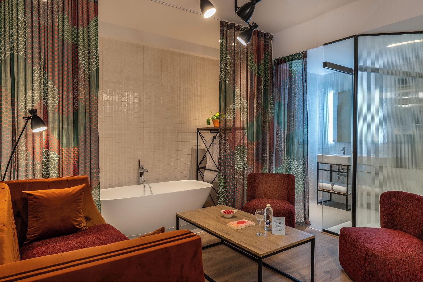 Axel Hotel Bilbao – Adults Only
