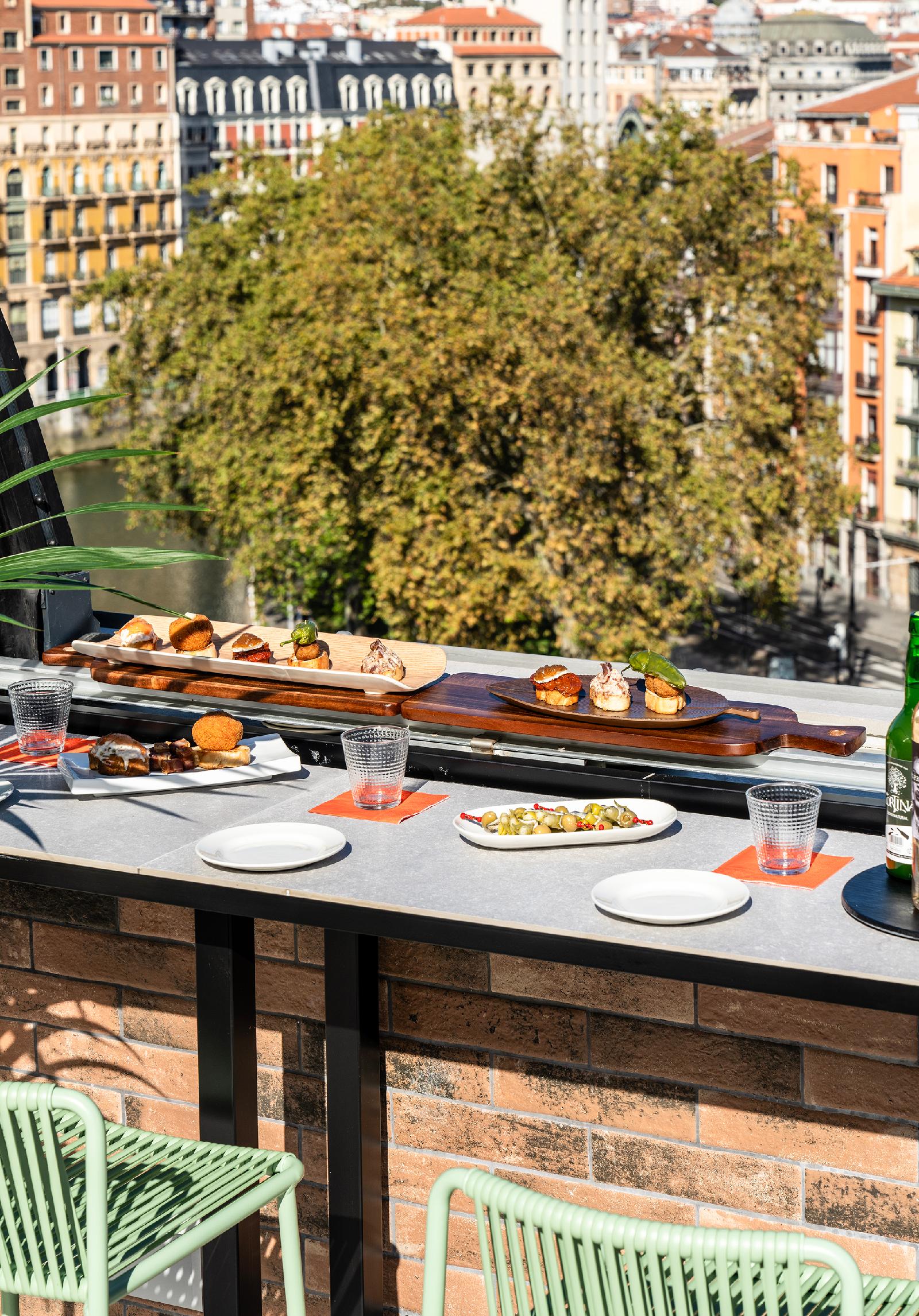 Axel Hotel Bilbao – Adults Only