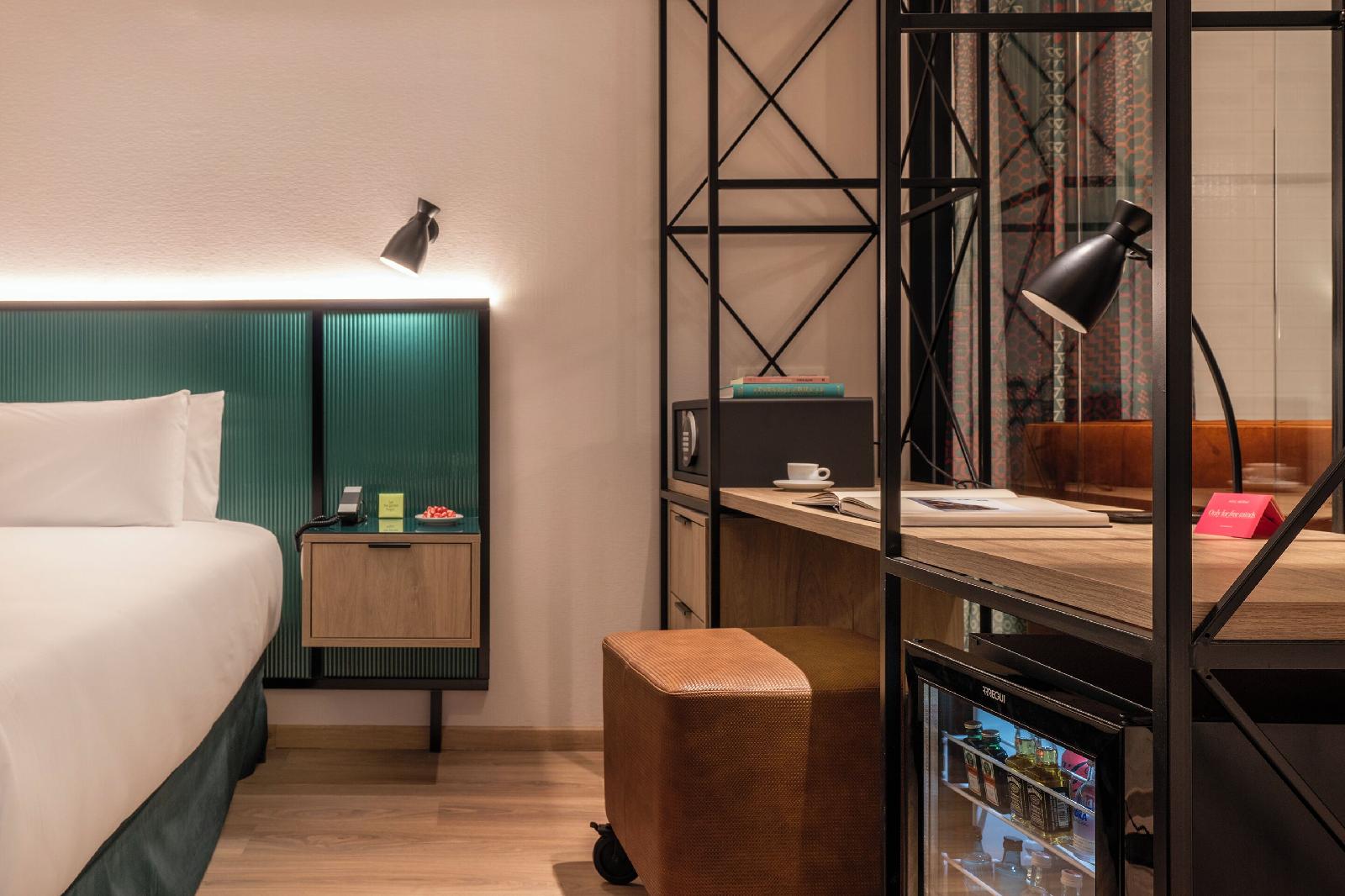 Axel Hotel Bilbao – Adults Only