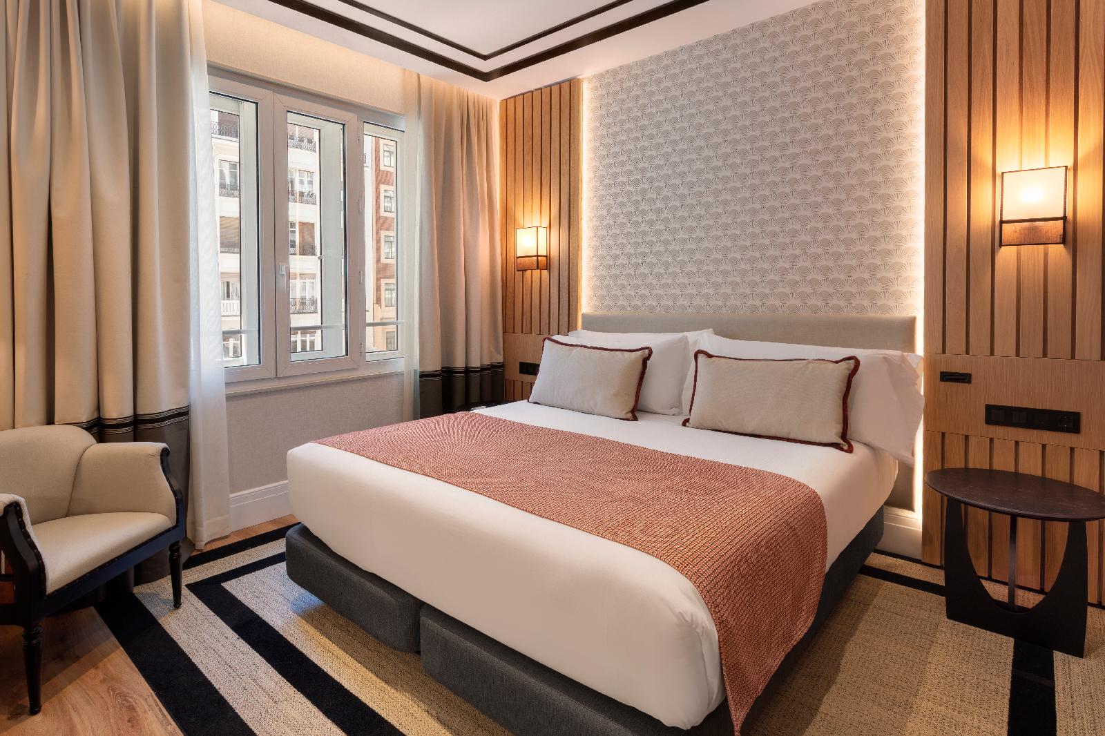 Catalonia Plaza España Hotel & Spa