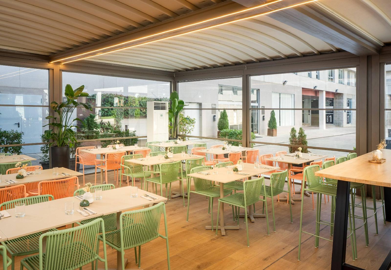 Apartamentos Madrid Airport Affiliated By Meliá