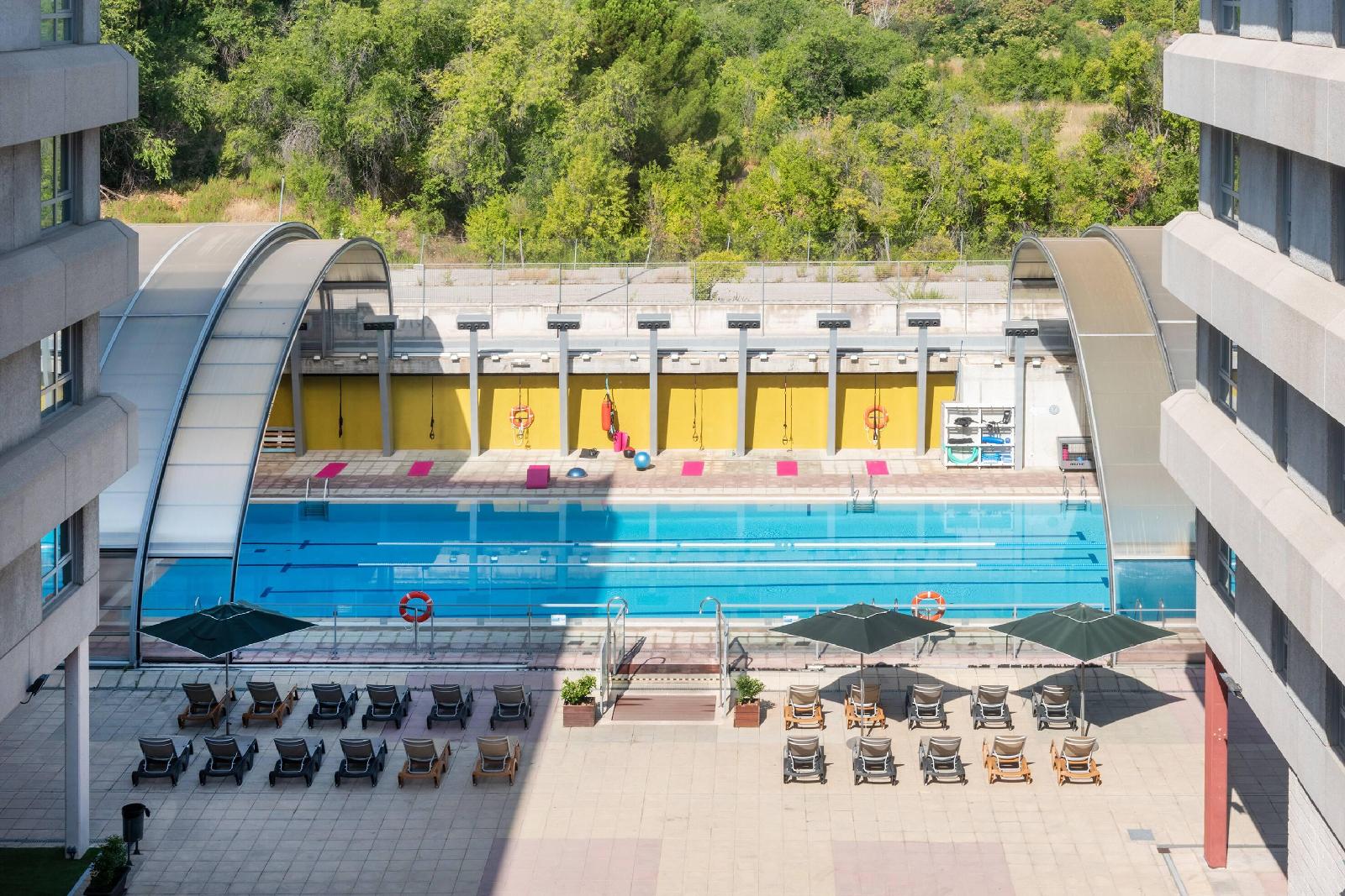 Apartamentos Madrid Airport Affiliated By Meliá