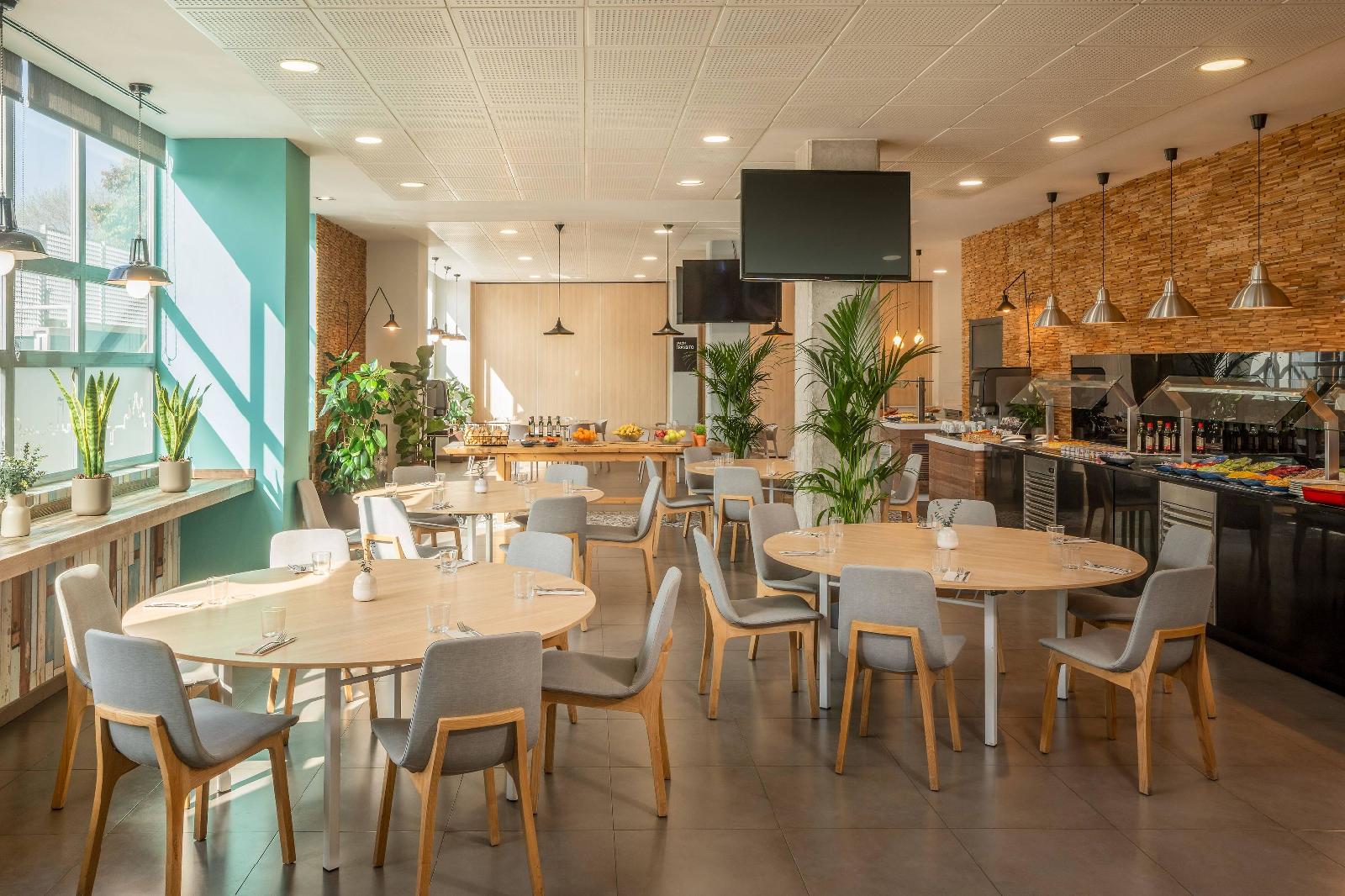 Madrid Airport Suites Affiliated By Meliá