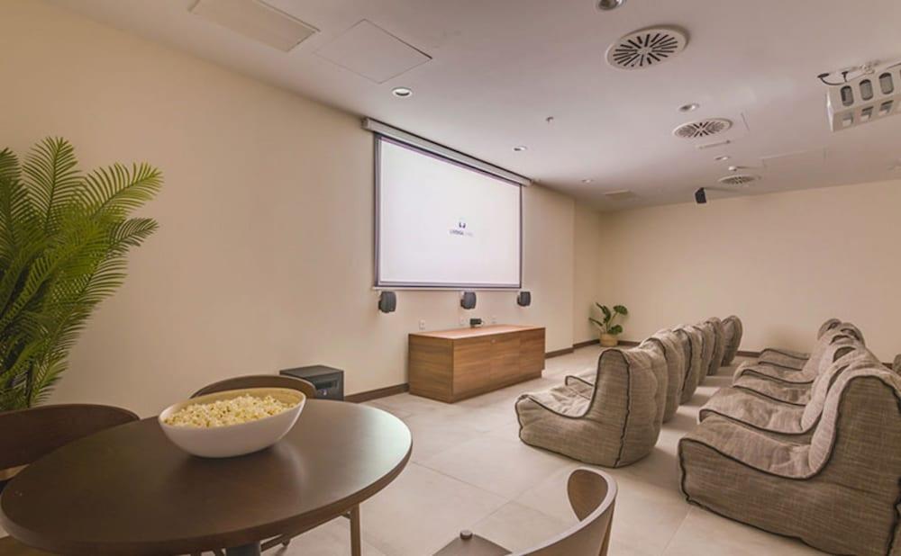 Livensa Living Studios Bilbao