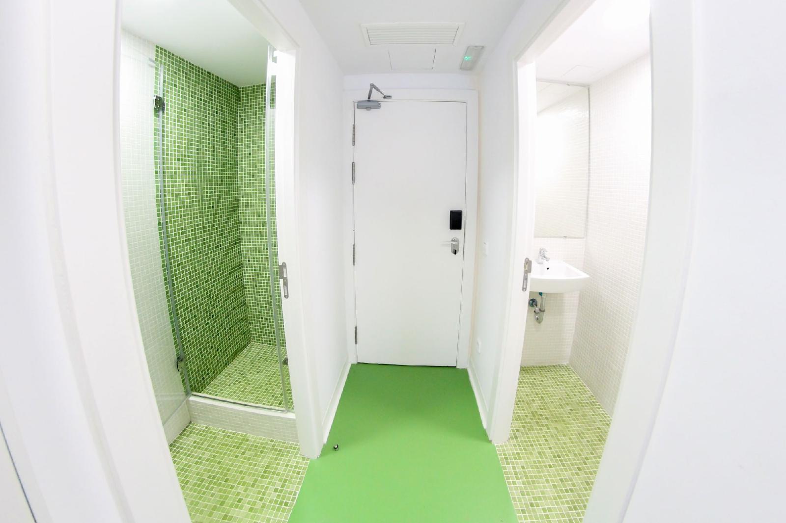 Sant Jordi Sagrada Familia Hostel