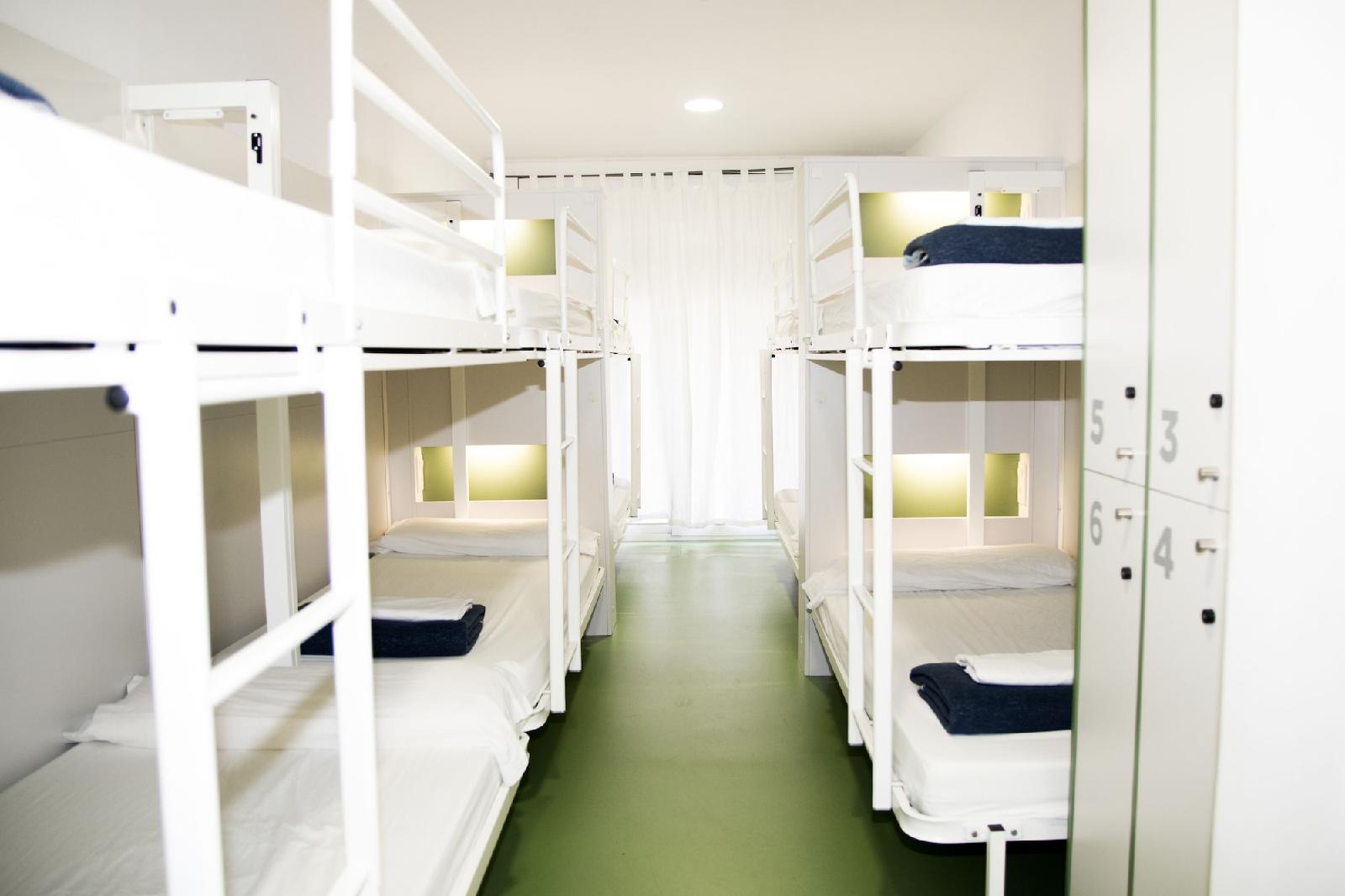 Sant Jordi Sagrada Familia Hostel