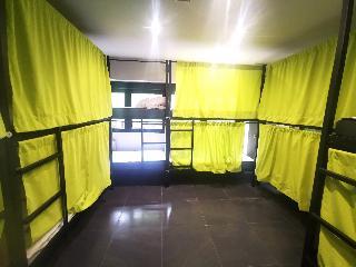 Madriz Hostel