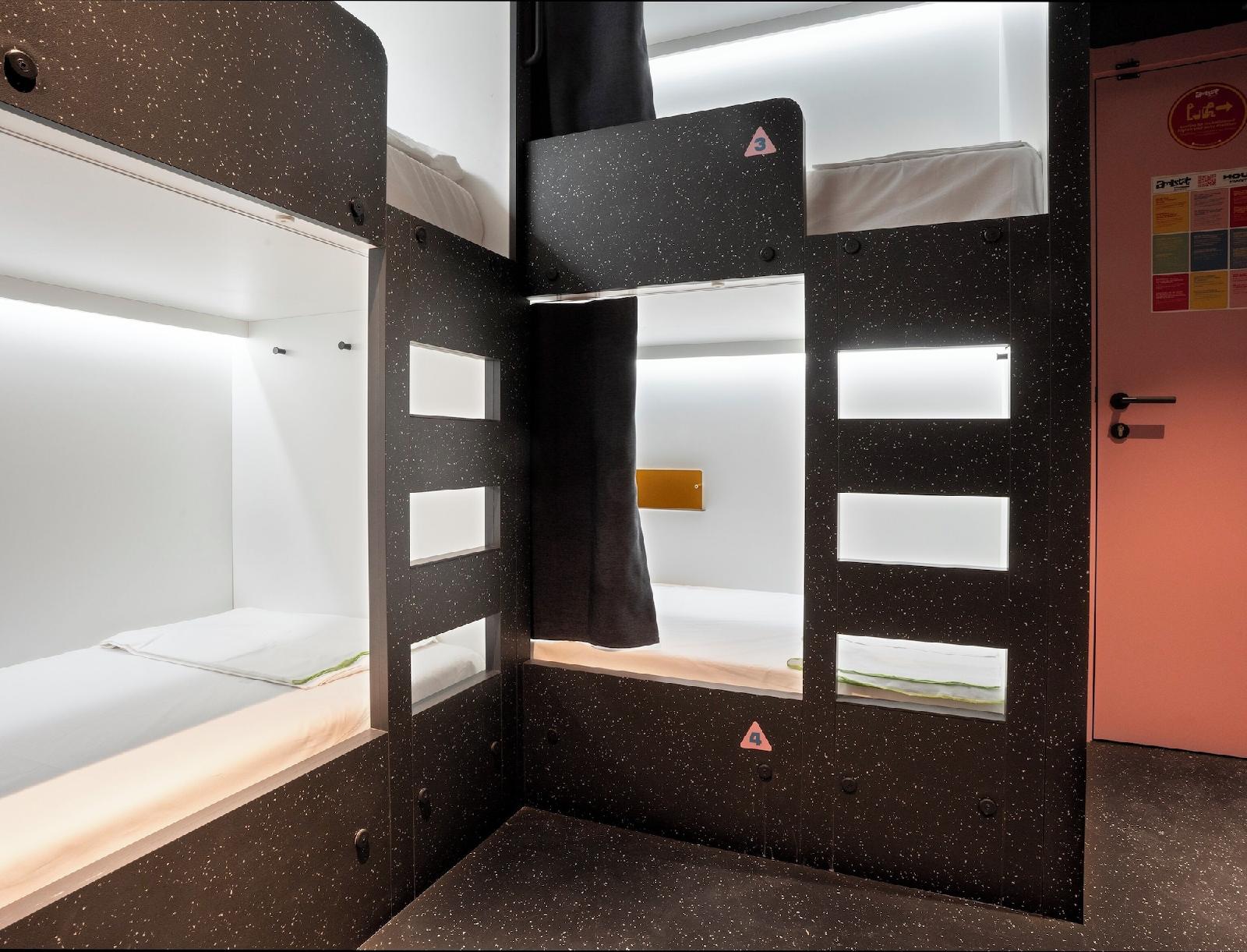Amistat City Hostel Barcelona