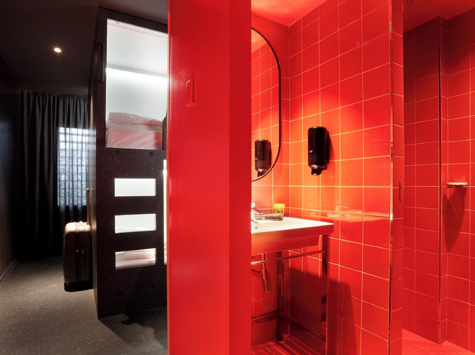 Amistat City Hostel Barcelona