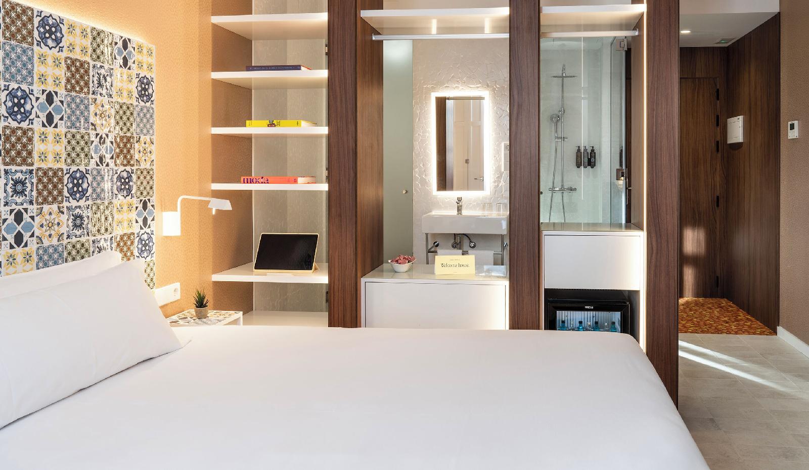 Axel Hotel Valencia – Adults Only