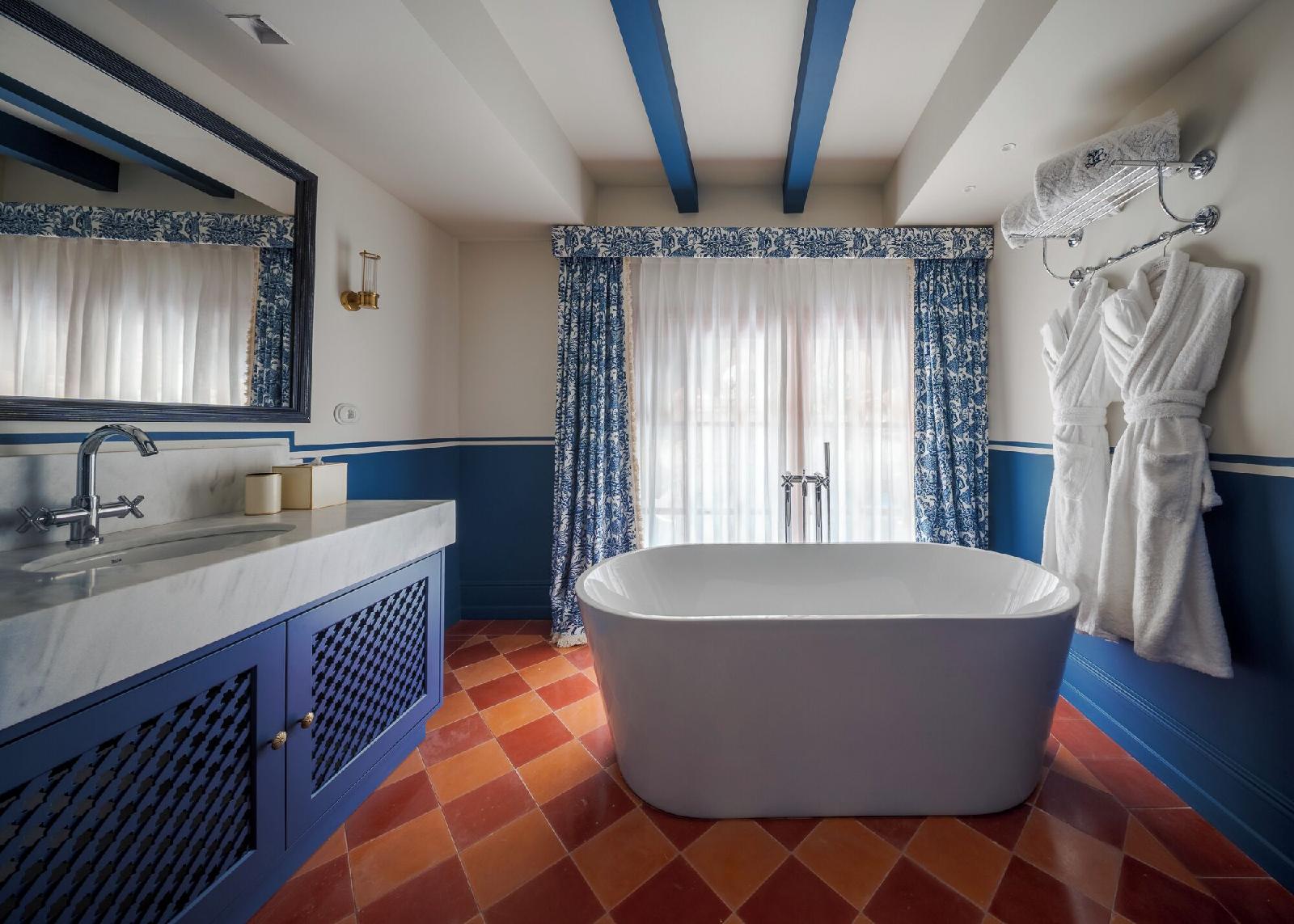 Cristine Bedfor Sevilla Boutique Hotel