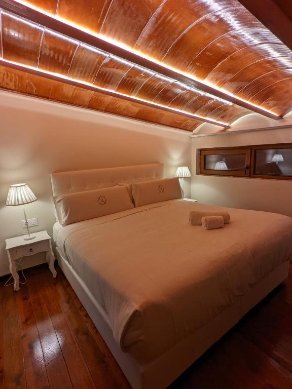 Catalina Suites Hotel