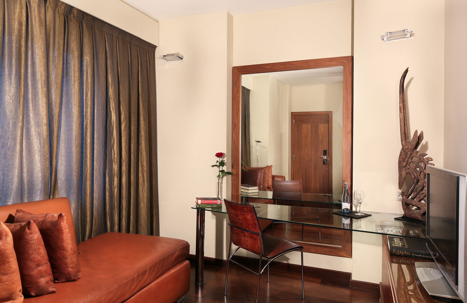 Gran Derby Suite Hotel