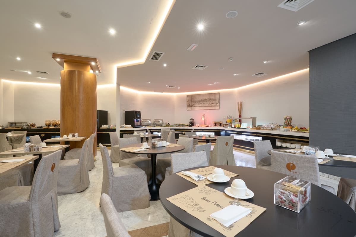 Hotel Pasarela
