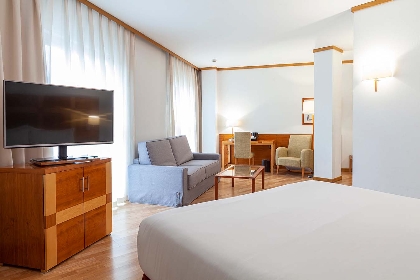Senator Parque Central Hotel