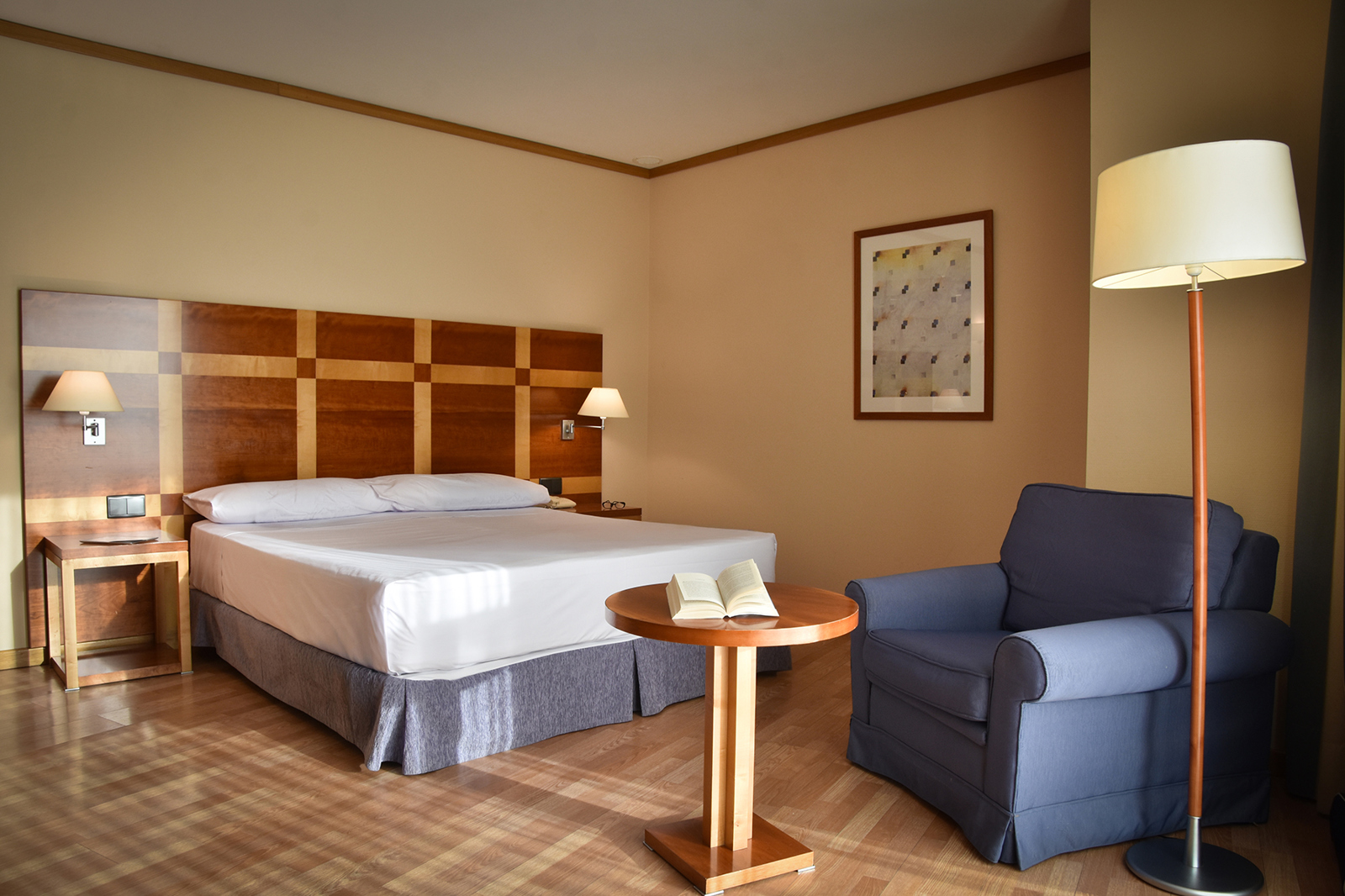 Senator Parque Central Hotel