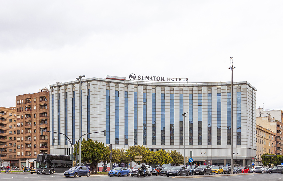 Senator Parque Central Hotel